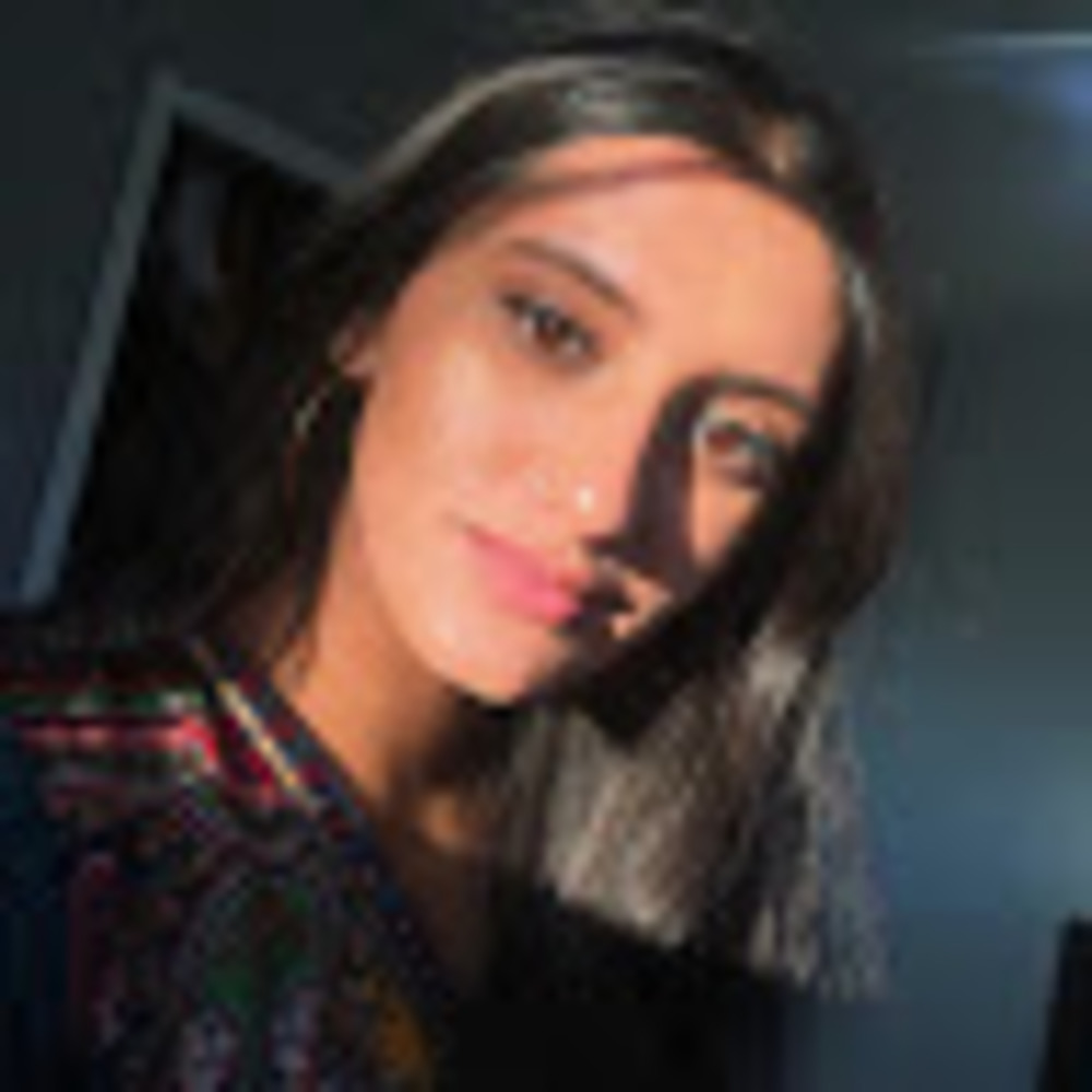 Meet your Posher, Samira